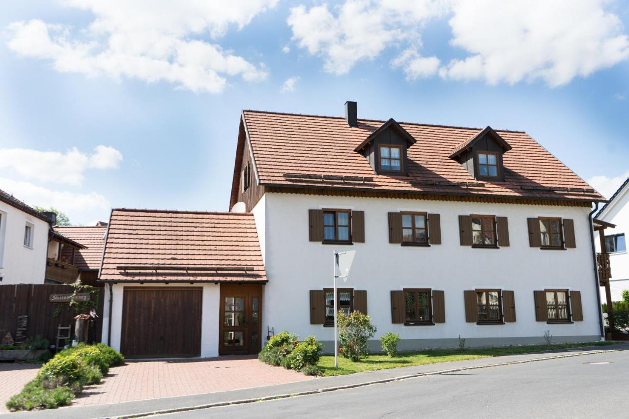Ferienwohnungen Koehler Neualbenreuth Exterior photo